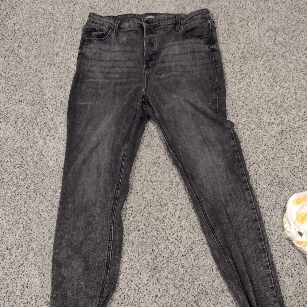 Size 16 old navy jeans